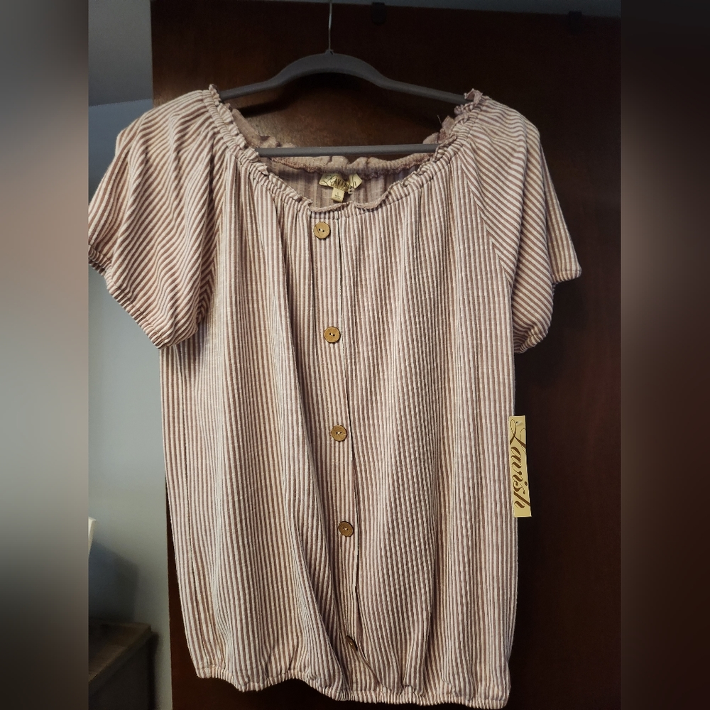 Short sleeve shirt